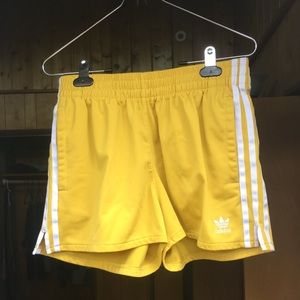 adidas Shorts - Adidas shorts โ๏ธ adidas Shorts - Adidas shorts โ๏ธ